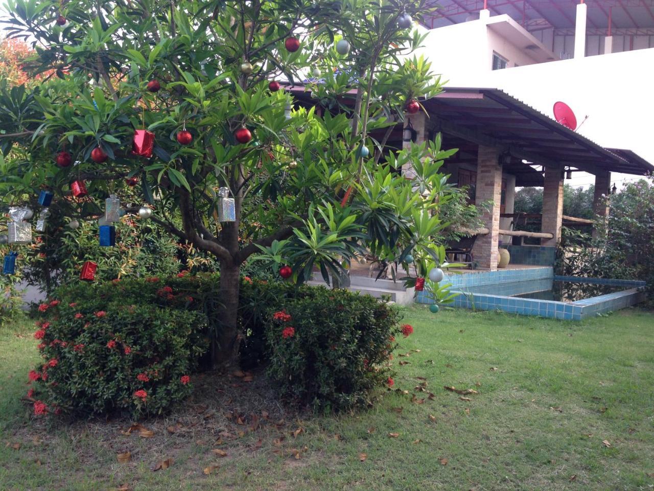 Hotel Baan Tawan Shine Surin Exterior foto